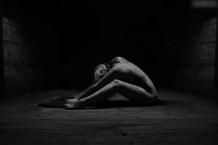 Pale Dahlia Aka Julia Van Helheim OnlyFans Leaked Free Thumbnail Picture - #1lp11Olth9