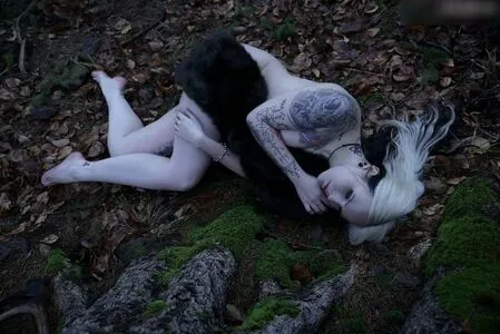 Pale Dahlia Aka Julia Van Helheim OnlyFans Leaked Free Thumbnail Picture - #25vOIl7Ybk