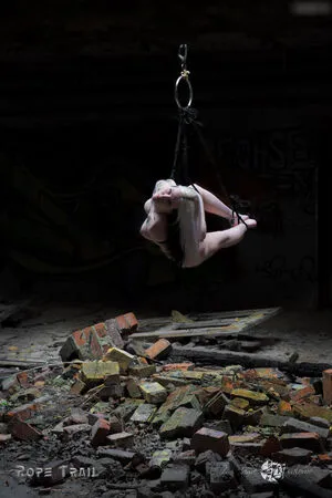 Pale Dahlia Aka Julia Van Helheim OnlyFans Leaked Free Thumbnail Picture - #FhZWl9hEM8