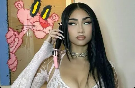 Paloma Mami OnlyFans Leaked Free Thumbnail Picture - #0dOIj6szkq