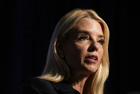 Pam Bondi OnlyFans Leaked Free Thumbnail Picture - #F8UIxxpqkn