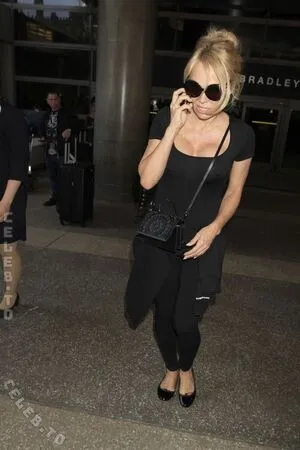Pamela Anderson OnlyFans Leaked Free Thumbnail Picture - #tER1HyJaPE