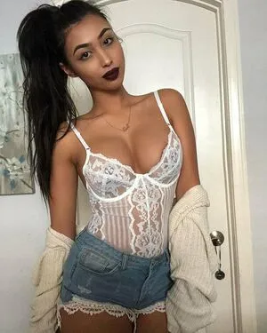 Pamila Grace OnlyFans Leaked Free Thumbnail Picture - #lxm9jpTaA1