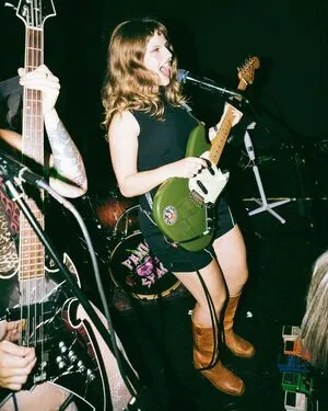 Panic Shack OnlyFans Leaked Free Thumbnail Picture - #FnzitGp1j4