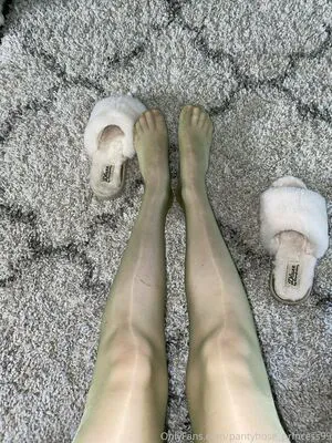 Pantyhose Princess99 OnlyFans Leaked Free Thumbnail Picture - #3av2UGgenv