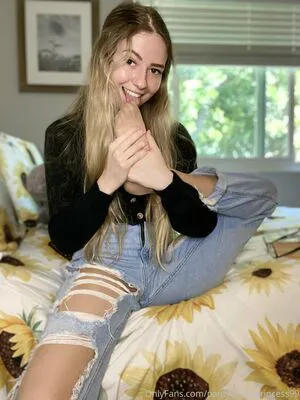 Pantyhose Princess99 OnlyFans Leaked Free Thumbnail Picture - #8v6Kyt4IiH