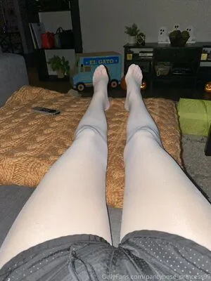 Pantyhose Princess99 OnlyFans Leaked Free Thumbnail Picture - #Au31cSXMpo