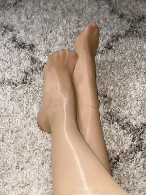 Pantyhose Princess99 OnlyFans Leaked Free Thumbnail Picture - #BprxJ2lH3x