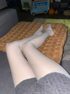 Pantyhose Princess99 OnlyFans Leaked Free Thumbnail Picture - #KGHMEen01a