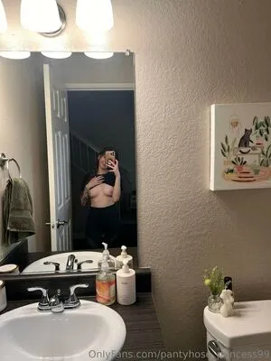 Pantyhose Princess99 OnlyFans Leaked Free Thumbnail Picture - #PgVZKCtAXP