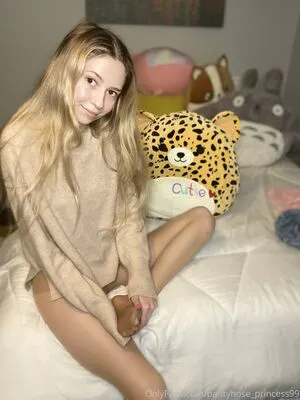 Pantyhose Princess99 OnlyFans Leaked Free Thumbnail Picture - #dNBylG0wH8