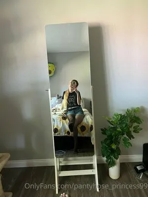 Pantyhose Princess99 OnlyFans Leaked Free Thumbnail Picture - #hs4eS5xka5