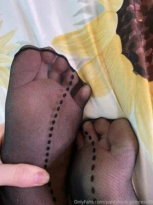 Pantyhose Princess99 OnlyFans Leaked Free Thumbnail Picture - #ix0aOQjsQx