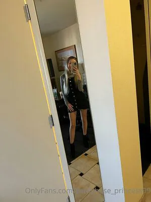 Pantyhose Princess99 OnlyFans Leaked Free Thumbnail Picture - #kRNHMqmE99