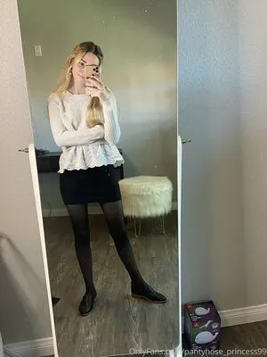 Pantyhose Princess99 OnlyFans Leaked Free Thumbnail Picture - #onfysDWJu3