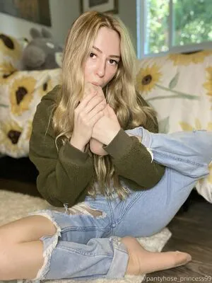 Pantyhose Princess99 OnlyFans Leaked Free Thumbnail Picture - #xr1msFpSDL
