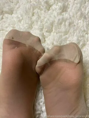 Pantyhose Princess99 OnlyFans Leaked Free Thumbnail Picture - #yuuHE5bd8b