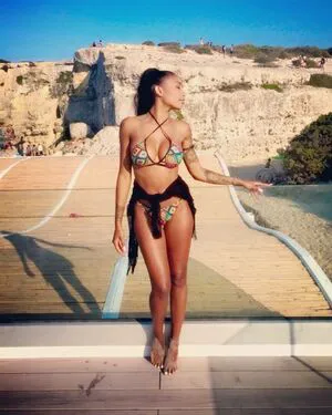 Paola Henriquez OnlyFans Leaked Free Thumbnail Picture - #F5Szfq5F1G