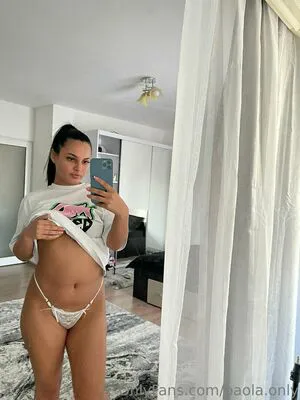 Paola Only OnlyFans Leaked Free Thumbnail Picture - #5u9qihVUZh