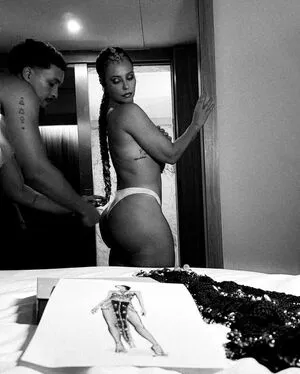 Paolla Oliveira OnlyFans Leaked Free Thumbnail Picture - #RRw7jwQX00