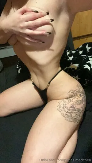 Papas Madchen OnlyFans Leaked Free Thumbnail Picture - #3BUNEGdIlt