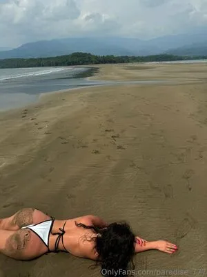 Paradise OnlyFans Leaked Free Thumbnail Picture - #3BeBh1EhMA