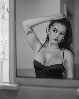 Paris Berelc OnlyFans Leaked Free Thumbnail Picture - #97Rt9Gg4u4