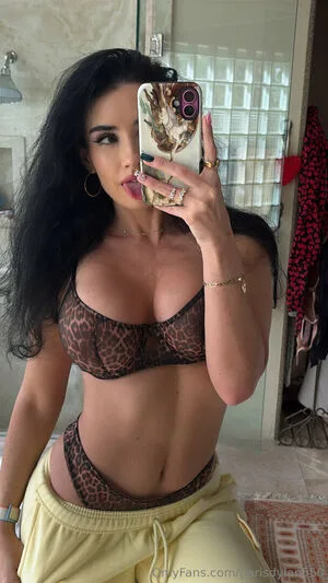 Paris Dylan OnlyFans Leaked Free Thumbnail Picture - #3dT9qAzfOH