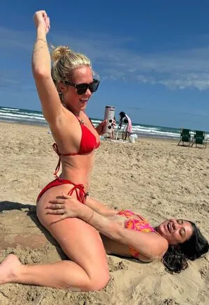 Paris Fietsam OnlyFans Leaked Free Thumbnail Picture - #r0hGIg5epD