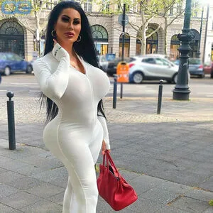 Paris Herms OnlyFans Leaked Free Thumbnail Picture - #B1szbgGuBh