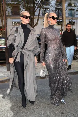 Paris Hilton OnlyFans Leaked Free Thumbnail Picture - #1Z7cl61r08