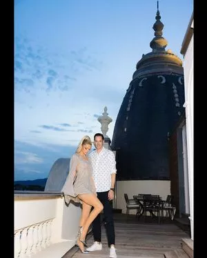 Paris Hilton OnlyFans Leaked Free Thumbnail Picture - #2gPWUjq1AL