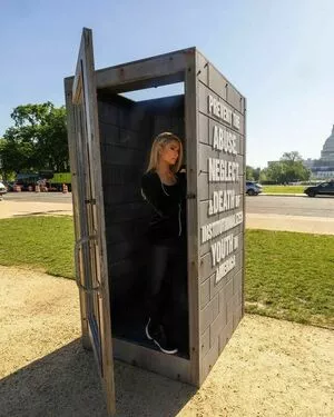 Paris Hilton OnlyFans Leaked Free Thumbnail Picture - #2mO0724DsX