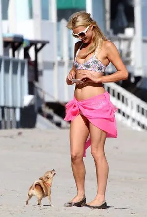 Paris Hilton OnlyFans Leaked Free Thumbnail Picture - #38gsUh4D74