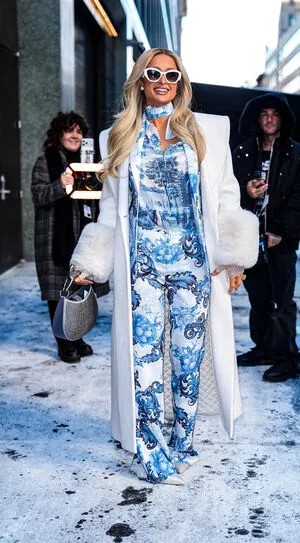 Paris Hilton OnlyFans Leaked Free Thumbnail Picture - #4xelVCNWoJ