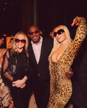 Paris Hilton OnlyFans Leaked Free Thumbnail Picture - #5UAHechOVE