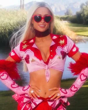 Paris Hilton OnlyFans Leaked Free Thumbnail Picture - #9F4jScswSf