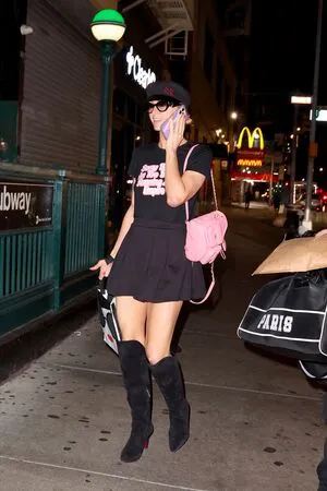 Paris Hilton OnlyFans Leaked Free Thumbnail Picture - #A3F3H3Z37u