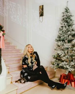 Paris Hilton OnlyFans Leaked Free Thumbnail Picture - #A6Zx62vHWZ