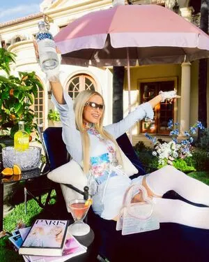 Paris Hilton OnlyFans Leaked Free Thumbnail Picture - #BJjK163BYr