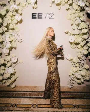 Paris Hilton OnlyFans Leaked Free Thumbnail Picture - #CQJ24i1RJ1