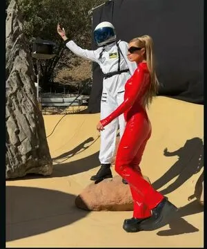 Paris Hilton OnlyFans Leaked Free Thumbnail Picture - #CRPPE1wNLJ