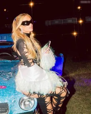 Paris Hilton OnlyFans Leaked Free Thumbnail Picture - #CmoyXzi9U0