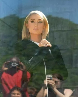 Paris Hilton OnlyFans Leaked Free Thumbnail Picture - #EtDJ9AQmG6