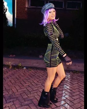 Paris Hilton OnlyFans Leaked Free Thumbnail Picture - #FU0lhHC2Ev