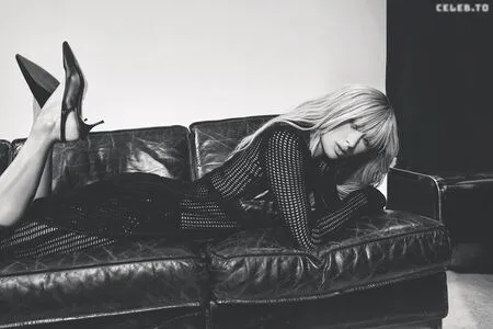 Paris Hilton OnlyFans Leaked Free Thumbnail Picture - #J45JF8yatL