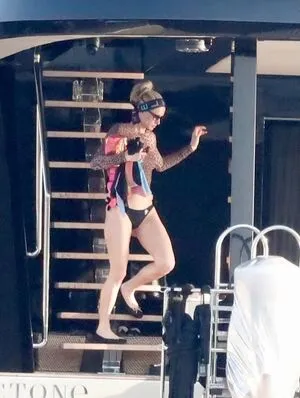 Paris Hilton OnlyFans Leaked Free Thumbnail Picture - #JCJUXNo865