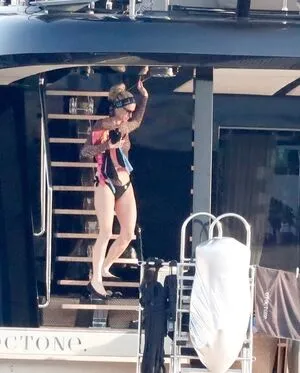 Paris Hilton OnlyFans Leaked Free Thumbnail Picture - #L6TJhEOicr