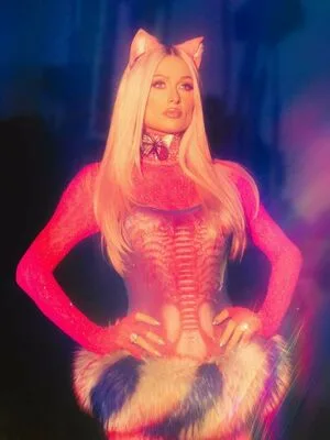 Paris Hilton OnlyFans Leaked Free Thumbnail Picture - #MRUR2wCa2a