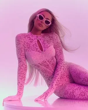 Paris Hilton OnlyFans Leaked Free Thumbnail Picture - #MgzuzGTuNC
